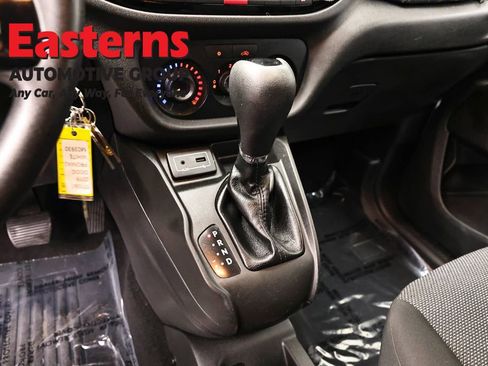 Used 2019 RAM ProMaster City Tradesman FWD image 12