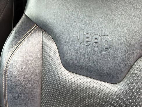 Used 2018 Jeep Compass Limited AWD/4WD image 20