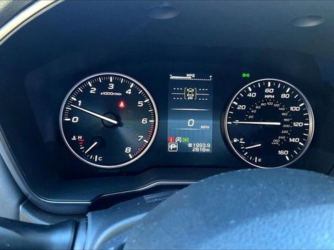 Certified 2025 Subaru Outback Touring XT w/ Tech Package 2 image 8