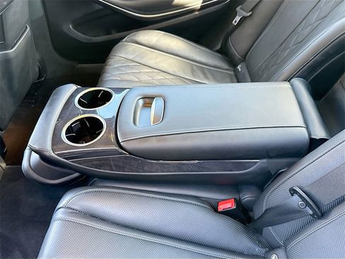 Used 2020 Mercedes-Benz S 560 4MATIC Sedan w/ Premium Package image 28