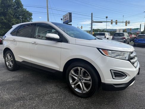 Used 2015 Ford Edge Titanium w/ Equipment Group 301A FWD image 6