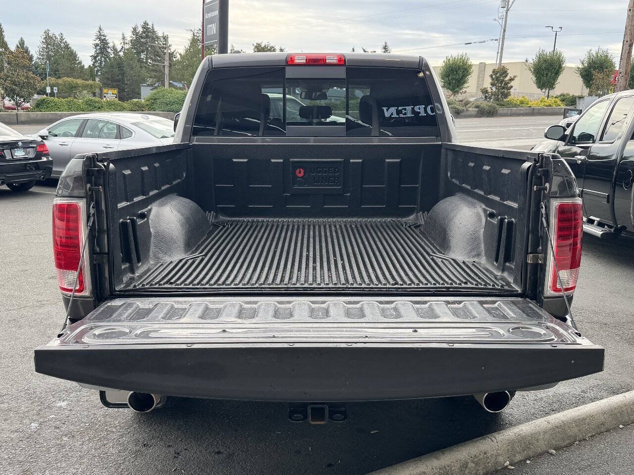 Used 2015 RAM 1500 Laramie AWD/4WD image 6
