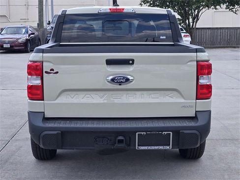 Used 2024 Ford Maverick Lariat w/ 4K Tow Package image 6