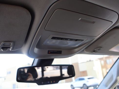 Used 2022 Chevrolet Colorado ZR2 w/ ZR2 Midnight Special Edition image 19