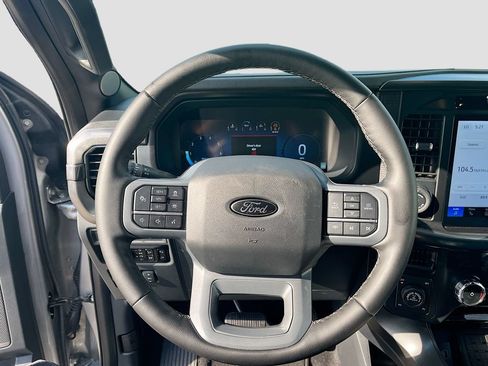 Used 2025 Ford F150 Lariat w/ Equipment Group 502A High AWD/4WD image 11