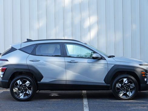 Used 2025 Hyundai Kona SEL AWD/4WD image 50