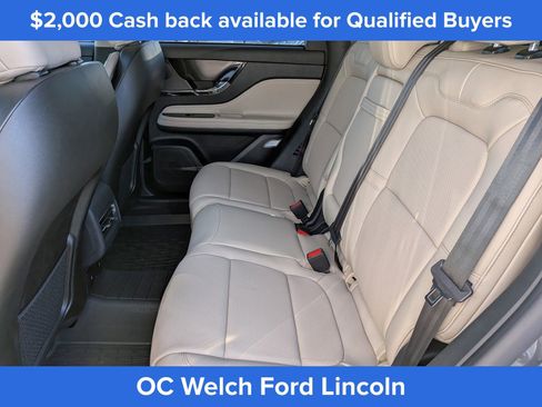 New 2026 Lincoln Corsair Reserve FWD image 17