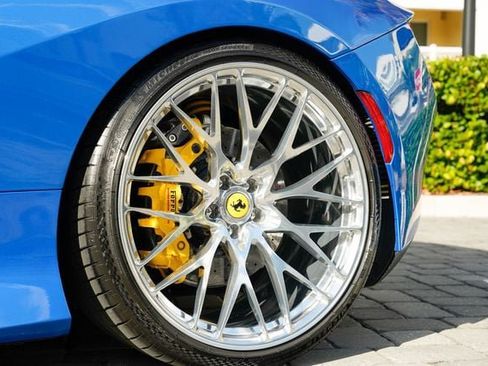 Used 2021 Ferrari F8 Tributo RWD image 46