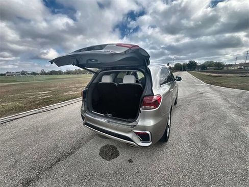 Used 2019 Kia Sorento SX w/ SX Touring Package image 25
