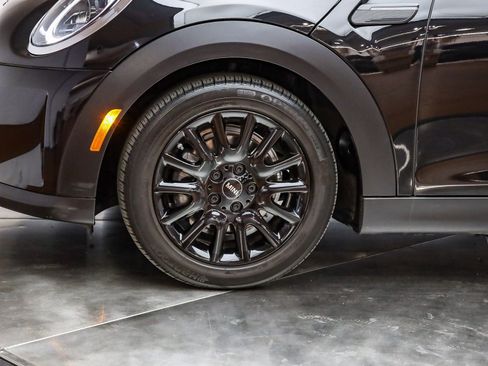 Used 2024 MINI Cooper 4-Door Hardtop w/ Signature Upholstery Package image 10