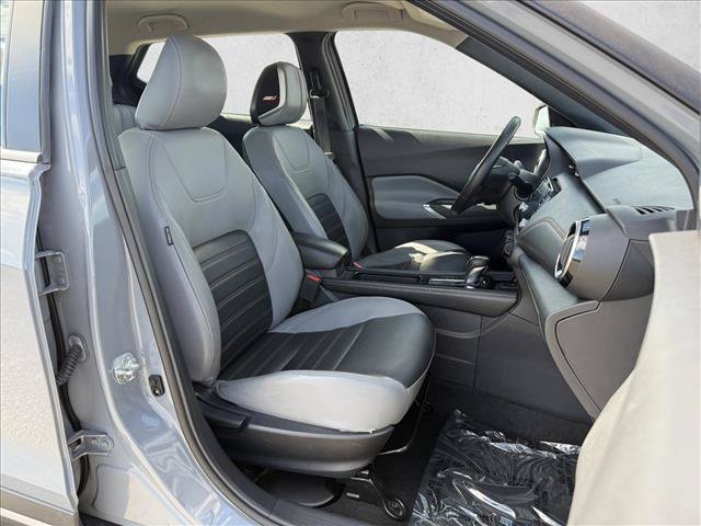 Used 2021 Nissan Kicks SR w/ SR Premium Package FWD image 10