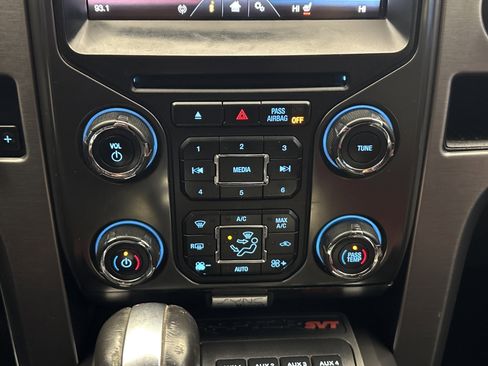 Used 2014 Ford F150 Raptor w/ Equipment Group 801A Luxury image 21