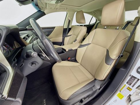 Used 2020 Lexus ES 350 w/ Premium Package image 5