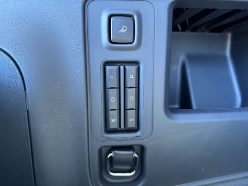 New 2026 Ford Expedition Platinum image 7