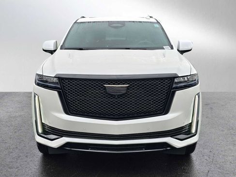 Used 2024 Cadillac Escalade Sport image 8