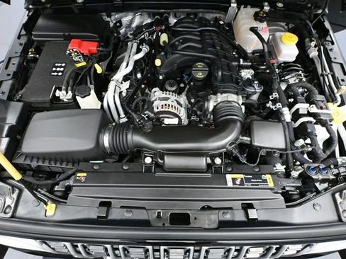 Used 2024 Jeep Wrangler Sahara image 45