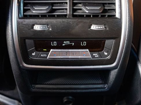 Used 2023 BMW X5 xDrive45e AWD/4WD image 9
