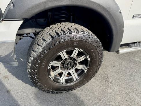 Used 2005 Ford F250 XLT image 10