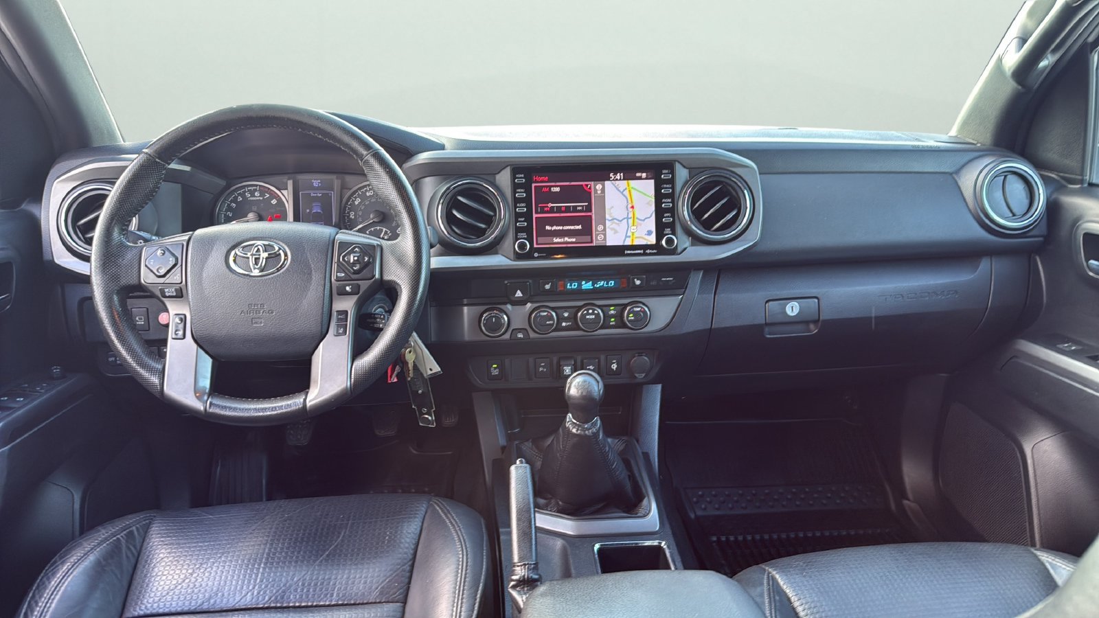 Used 2020 Toyota Tacoma TRD Off-Road w/ TRD Premium Off Road Package AWD/4WD image 21
