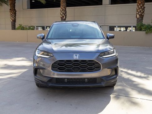 Used 2024 Honda HR-V LX image 2