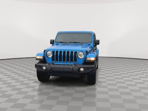 Used 2022 Jeep Wrangler Unlimited Sahara AWD/4WD image 4