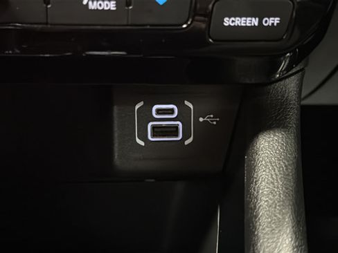 Used 2025 Jeep Compass Limited AWD/4WD image 30