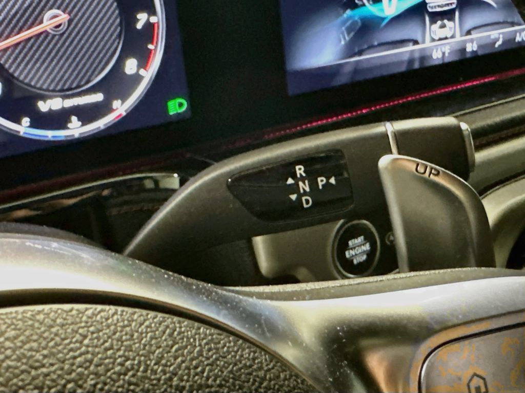 Certified 2021 Mercedes-Benz G 63 AMG 4MATIC w/ G Manufaktur Interior Package image 18