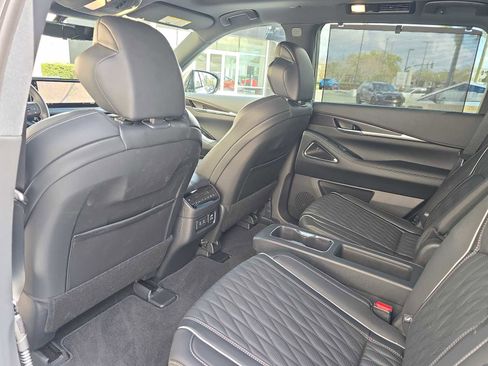Certified 2026 INFINITI QX60 Autograph w/ Dark Cargo Package image 14