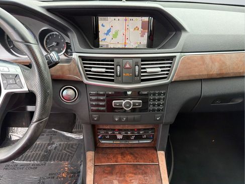 Used 2013 Mercedes-Benz E 350 Sedan image 16