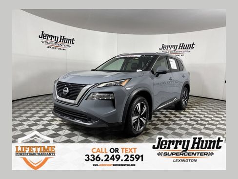 Used 2023 Nissan Rogue SL FWD image 1