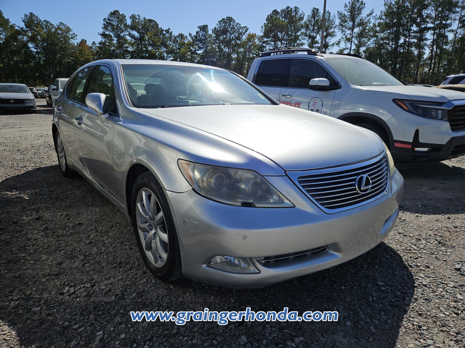 Used 2007 Lexus LS 460 w/ Comfort Pkg RWD image 5