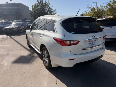 Used 2015 INFINITI QX60 AWD w/ Premium Package image 3