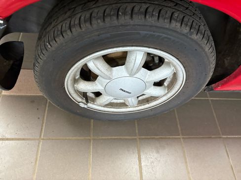 Used 1991 MAZDA MX-5 Miata RWD image 7