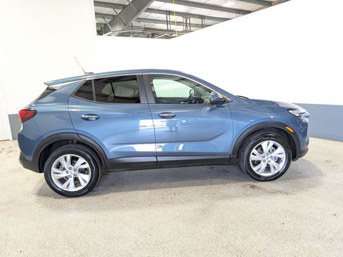 Used 2026 Buick Encore GX Preferred w/ Comfort Package AWD/4WD image 2
