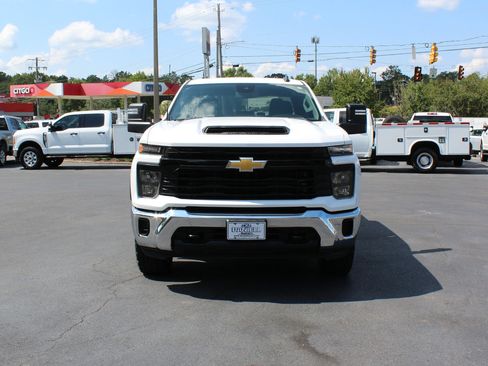 Used 2024 Chevrolet Silverado 2500 W/T w/ WT Convenience Package image 7