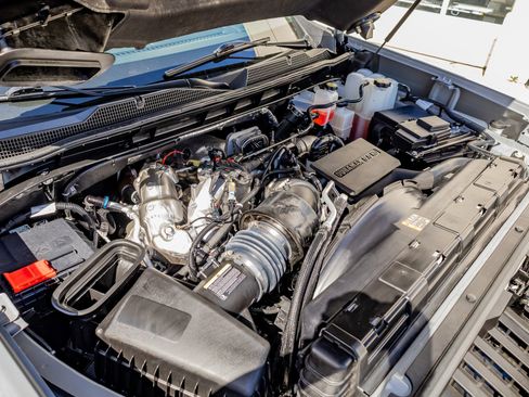 Used 2025 Chevrolet Silverado 2500 Custom w/ Custom Value Package image 41