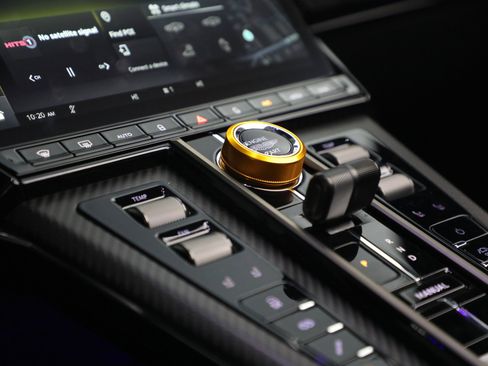 New 2026 Aston Martin V8 Vantage S image 38