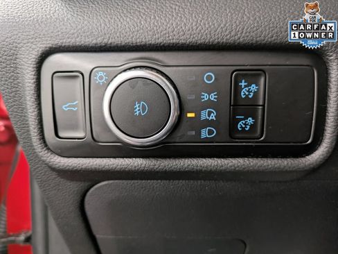 Used 2023 Ford Explorer XLT w/ Equipment Group 202A AWD/4WD image 26