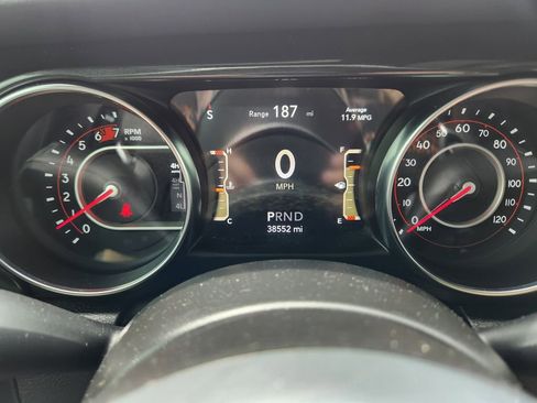 Used 2022 Jeep Wrangler Unlimited Rubicon w/ Xtreme Recon 35" Tire Package AWD/4WD image 18