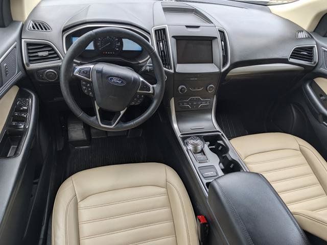 Used 2020 Ford Edge SEL w/ Cold Weather Package FWD image 12