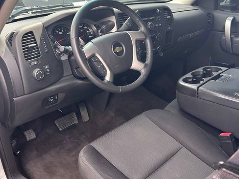 Used 2014 Chevrolet Silverado 3500 LT w/ Interior Plus Package AWD/4WD image 5