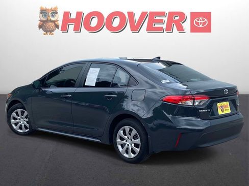 Used 2025 Toyota Corolla LE FWD image 6