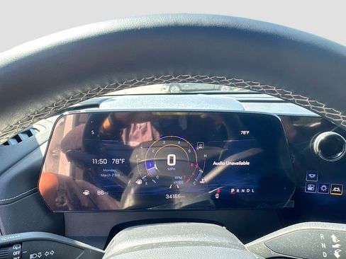 Used 2024 Chevrolet Traverse LT w/ Midnight/Sport Edition image 14