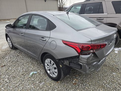 Used 2022 Hyundai Accent SE image 1