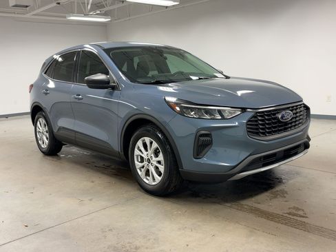 Used 2023 Ford Escape Active w/ Tech Pack #1 image 5