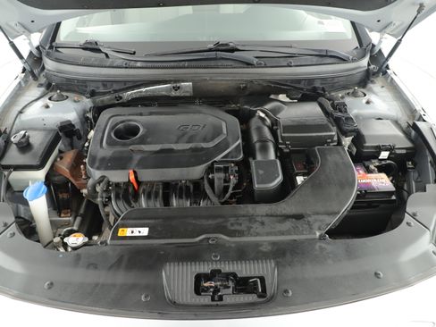 Used 2015 Hyundai Sonata SE w/ Option Group 09 image 6