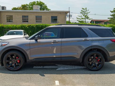 Used 2024 Ford Explorer ST w/ Equipment Group 401A AWD/4WD image 4