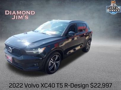 Used 2022 Volvo XC40 T5 R-Design