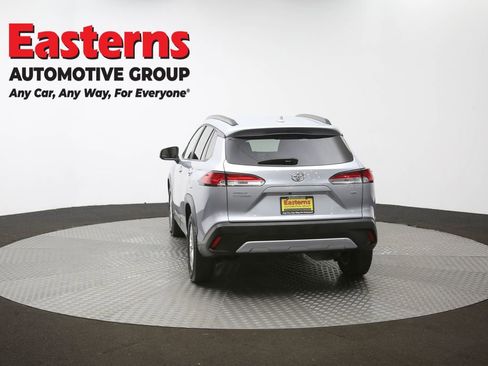 Used 2024 Toyota Corolla Cross LE image 62