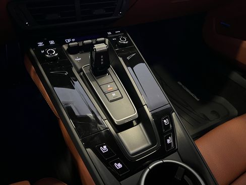 New 2026 Porsche 911 Carrera GTS image 18